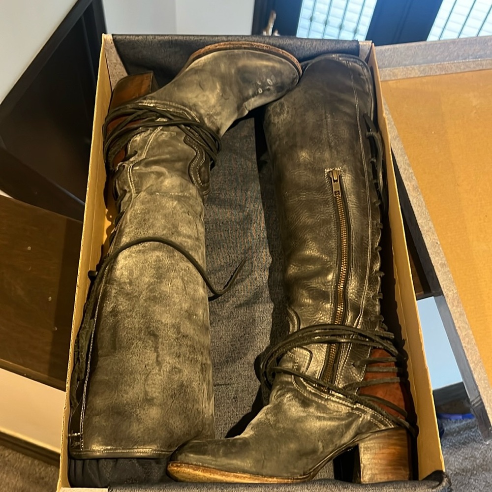 Freebird by Steven Coal Boot Size 7 Gently Preloved great boots